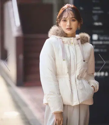 프로포션 바디 드레싱 웨이스트 마크 숏 다운