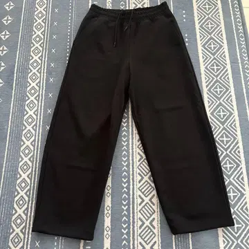 유니클로C 스웨트 팬츠 M 사이즈