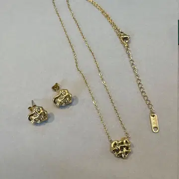 [ 새상품급 ] 귀걸이 목걸이 세트