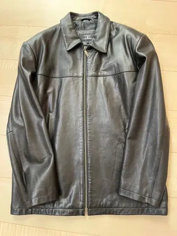 플레이보이 블랙 가죽 자켓 M 사이즈