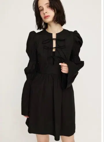 SLY 프론트 리본 퍼프 슬리브 원피스 [ 미사용 새상품 택 포함 ]