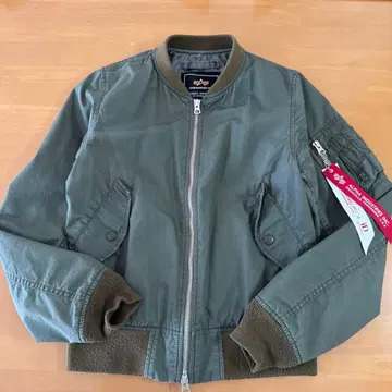 알파 인더스트리즈 x 어반 리서치 콜라보 ma-1