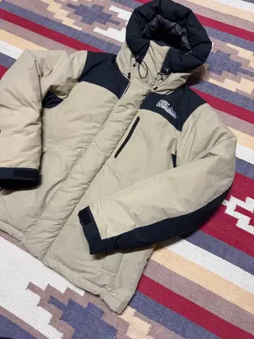 퍼스트 다운 다운 자켓