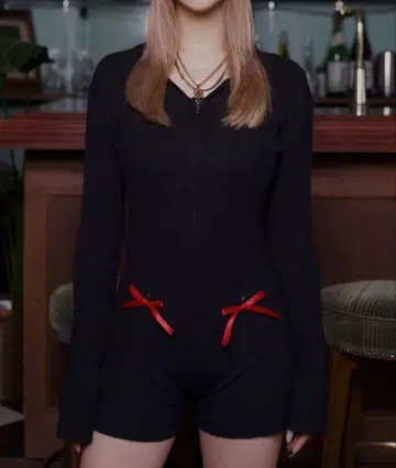 리본 올인원 블랙