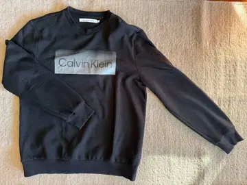 Calvin Klein 블랙 맨투맨 트레이닝복