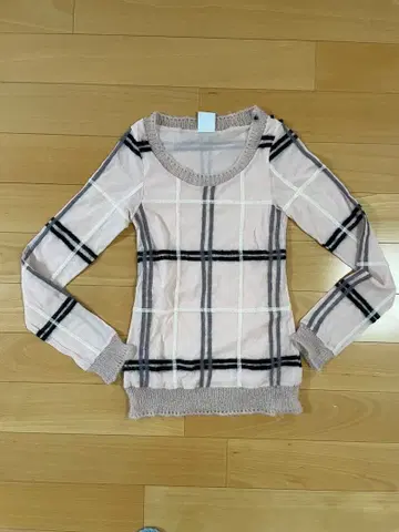 PF 체크 무늬 긴팔 니트 스웨터