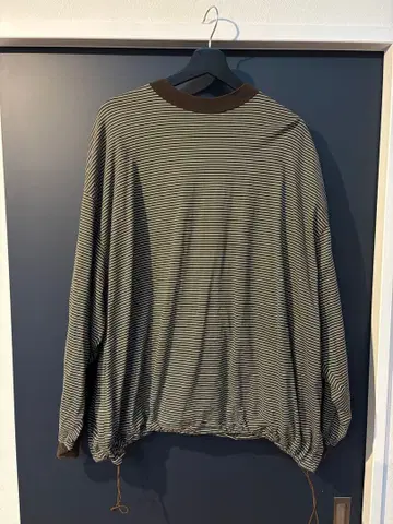 BALLOON BORDER LONG SLEEVE T-SHIRT