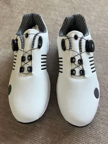 화이트 골프화 다이얼식