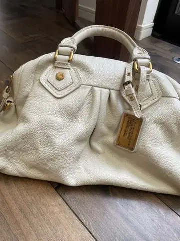 화이트 가죽 백