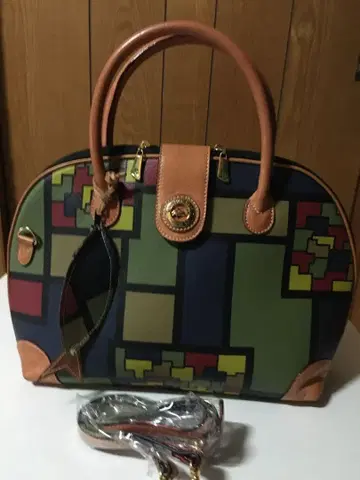 더블 피쉬 핸드백