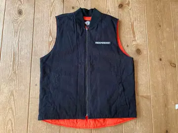 INDEPENDENT 리버서블 베스트 블랙/오렌지