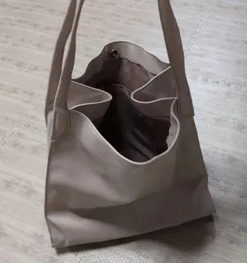 베이지 토트백 숄더백