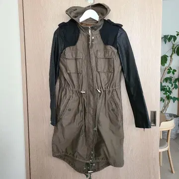 이종 소재 MIX 탈부착 라이너 코트 카키