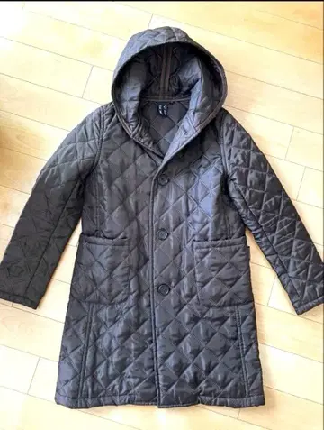 THE SMOCK SHOP 퀼팅 후드 부착 자켓 브라운