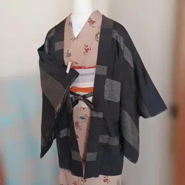 가짜 겉옷 블랙에 라메