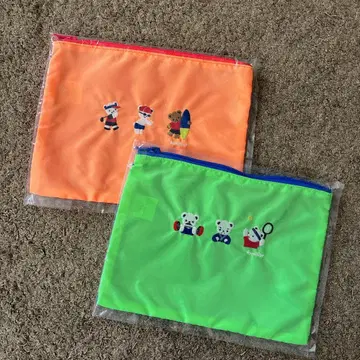 [ 새상품 미사용 한정판 ] 파미리아 플랫 파우치 형광 스포츠