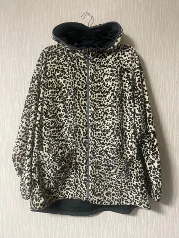 리버서블 후드티 점퍼 레오파드 무늬 애니멀 무늬 y2k 헤이세이 갸루