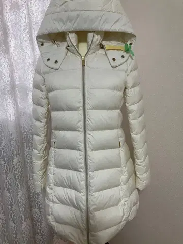 타트라스 다운 화이트