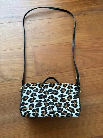 POTIOR 레오파드 무늬 숄더백