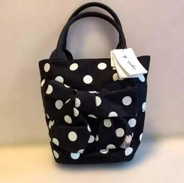To b. by agnes b. 도트 리본 버킷백 택 포함 새상품