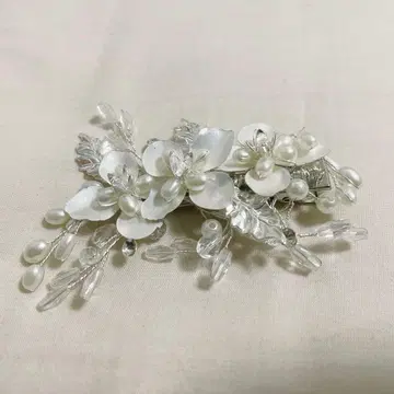 화이트 플라워 헤어 액세서리 웨딩용