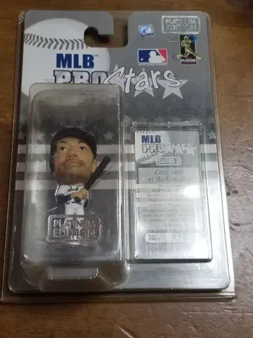 이치로 마리너 플래티넘 082 미개봉 (프로텍터 포함)