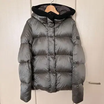 AIGLE 후드 부착 다운 자켓 그레이