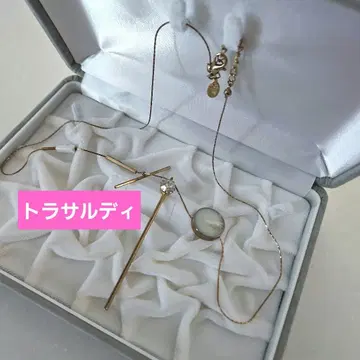 트루사르디 목걸이 골드