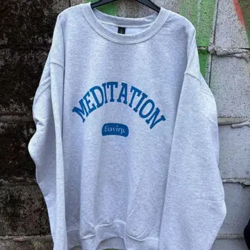 Etavirp MEDITATION Crew Neck