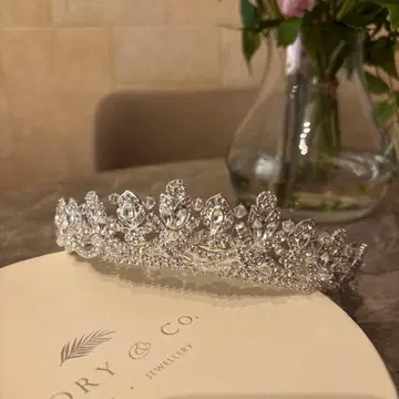 Ivory&Co. Alexandra 티아라