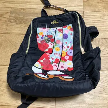 기모노 디자인 블랙 백팩