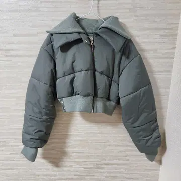 IRENE 쇼트 퍼프 블라존 다운 자켓