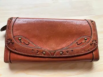 Dakota 장지갑 데이지