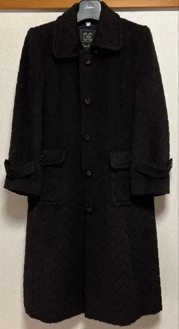 다크 브라운 아가씨 코트