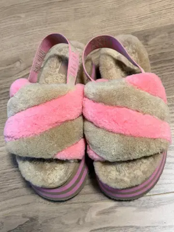 보아 통굽 슬립온 스트라이프 샌들 핑크 베이지