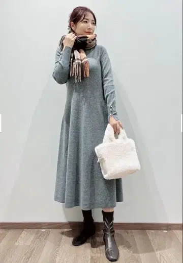 [ 새상품급 ] PLST 플라스테 백 펄 니트 원피스 그레이 M 사이즈