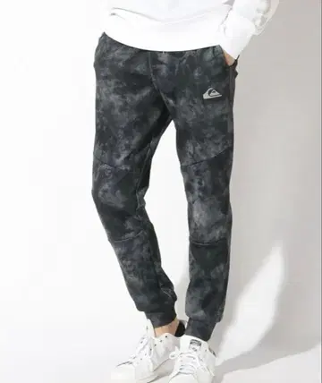 새상품 QUIKSILVER 퀵실버 타이다이 조거 팬츠 남성용