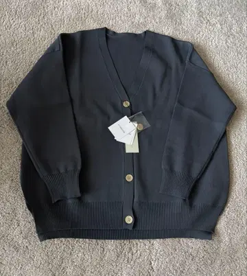 봉쥬르 사간 종이상자 니트 가디건 새상품