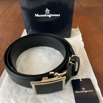 Munsingwear 블랙 가죽 벨트