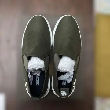 귀여운! moz 카키 슬립온