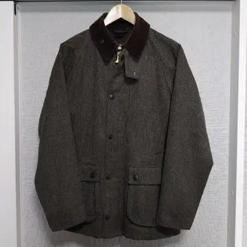 새상품급 바버 비데일 트위드 JAPAN LIMITED 모델