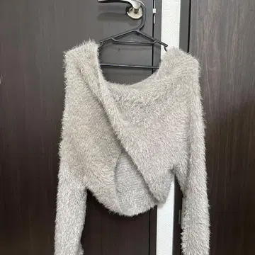 NATURAL BEAUTY BASIC 오프숄더 니트