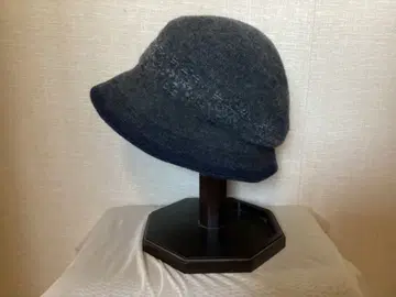 벨 모드 북유럽 모자이크 무늬의 폭신한 클로슈