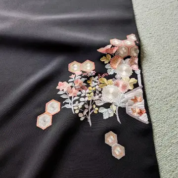 세련된 순수 실크 수제 자수 겉옷! 재고 처분 02