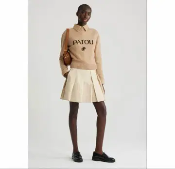 PATOU 베이지 로고 니트 스웨터