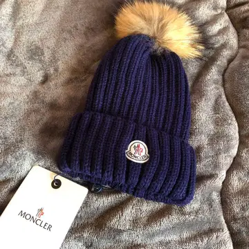 MONCLER 네이비 퍼 니트 모자