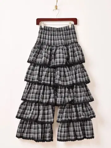 [ Meridian ] 체크 무늬 프릴 팬츠 블랙