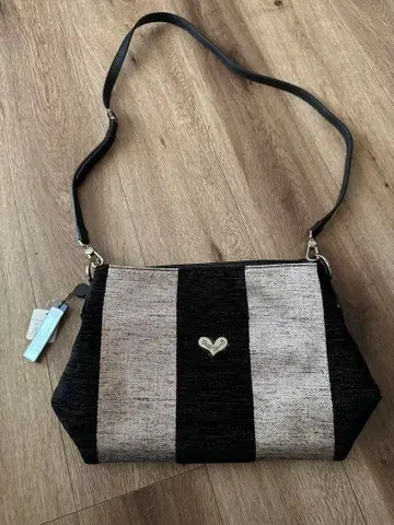 새상품! Think Bee! 피아니시모 2way 숄더백