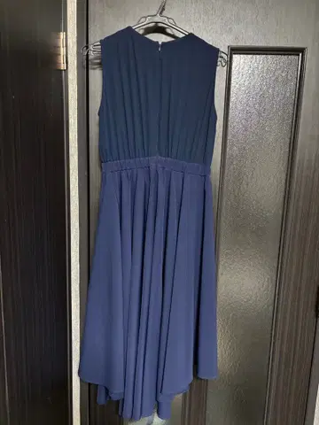 네이비 슬리브리스 플리츠 드레스 M