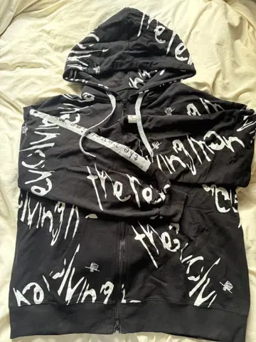 Eve 회인 투어 후드티 M